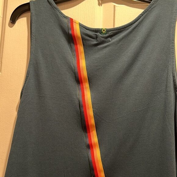 Havaianas “Girls Love sunshine” Tank, Size Large - Picture 6 of 9